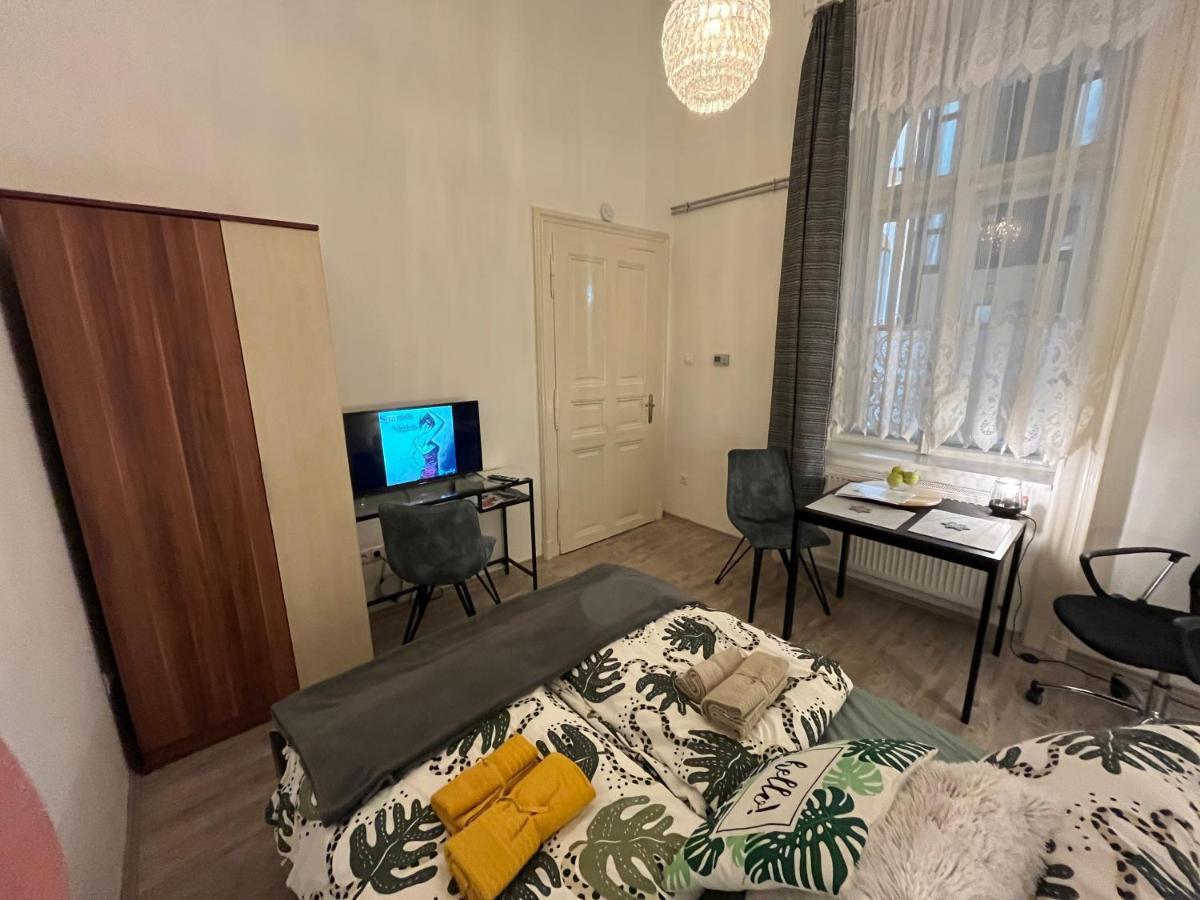 شقة Garibaldik Apartman بودابست المظهر الخارجي الصورة